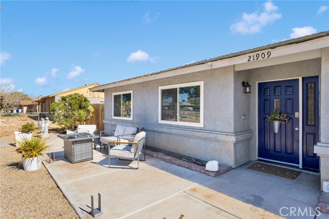 Detail Gallery Image 5 of 37 For 21909 Cherokee Ave, Apple Valley,  CA 92307 - 3 Beds | 2 Baths