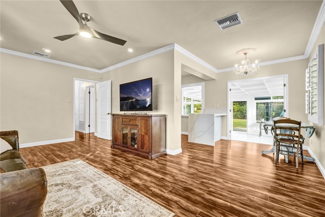 Detail Gallery Image 8 of 30 For 2354 Snowden, Long Beach,  CA 90815 - 3 Beds | 1 Baths