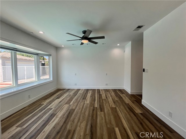 Detail Gallery Image 10 of 28 For 2529 N Keystone St, Burbank,  CA 91504 - 3 Beds | 2 Baths