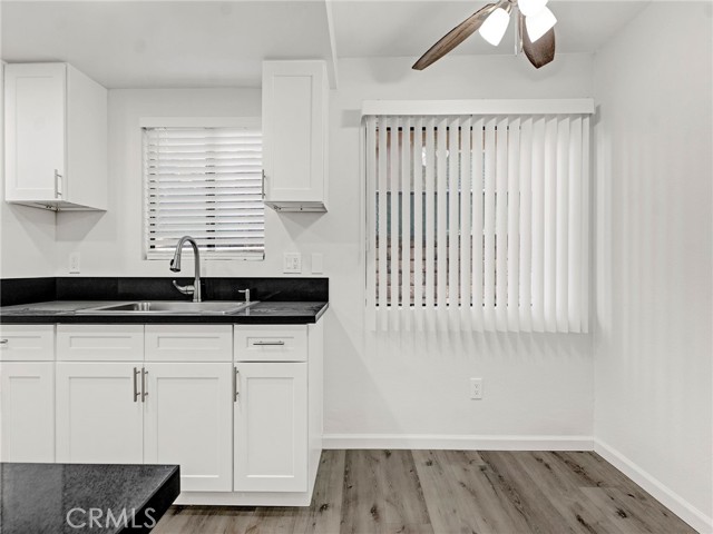 Detail Gallery Image 11 of 29 For 9834 Sepulveda Bld #109,  North Hills,  CA 91343 - 2 Beds | 2 Baths