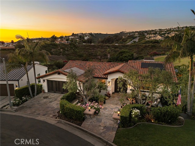 Detail Gallery Image 1 of 30 For 449 Avenida Crespi, San Clemente,  CA 92672 - 4 Beds | 2/1 Baths