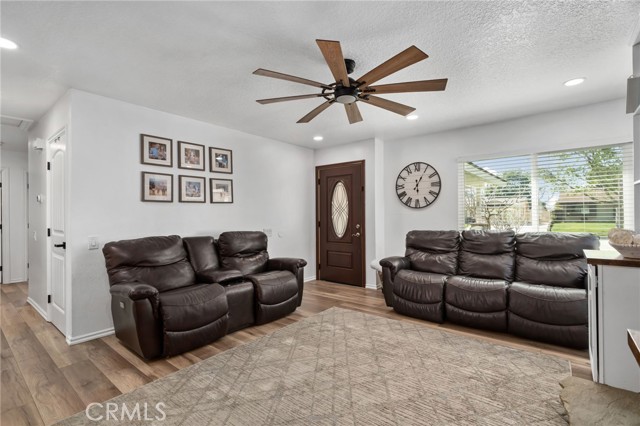 Detail Gallery Image 7 of 35 For 1417 S Magnolia, Ontario,  CA 91762 - 3 Beds | 2 Baths