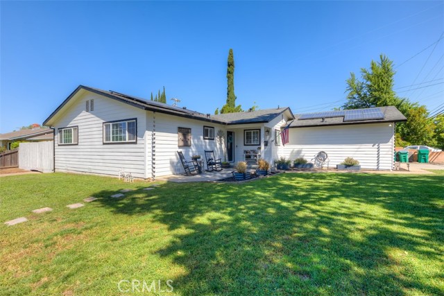 Detail Gallery Image 2 of 41 For 2225 Mariposa Ave, Chico,  CA 95926 - 3 Beds | 2 Baths