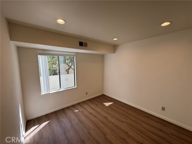 Detail Gallery Image 24 of 47 For 700 W 3rd, Santa Ana,  CA 92701 - 2 Beds | 2 Baths