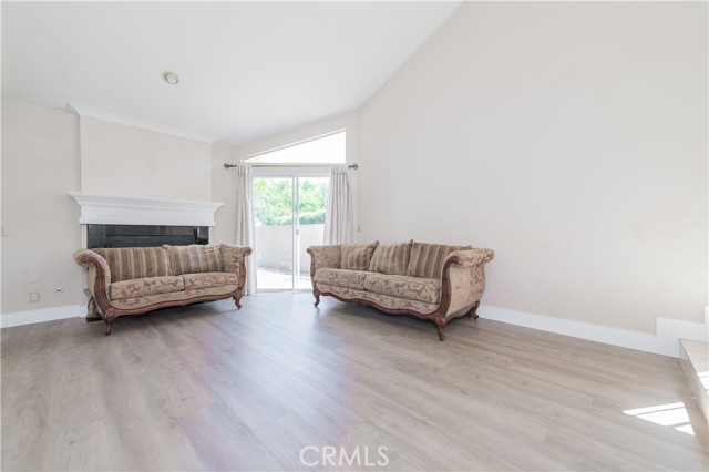 Detail Gallery Image 6 of 25 For 263 Stanford Ct #112,  Irvine,  CA 92612 - 3 Beds | 3 Baths