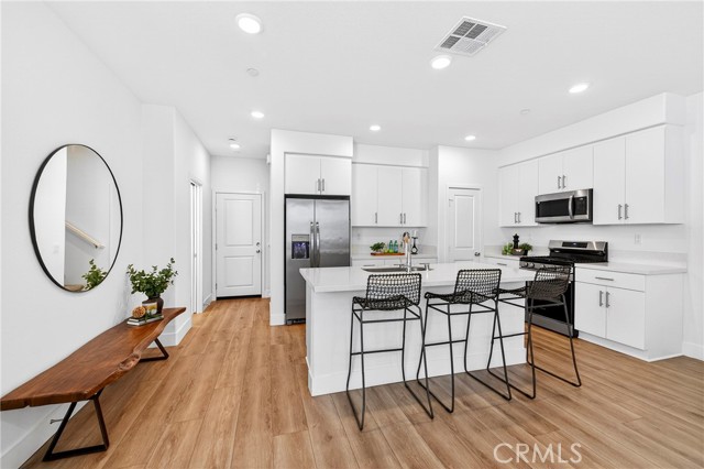 Detail Gallery Image 14 of 47 For 300 Vista Dr #94,  La Habra,  CA 90631 - 3 Beds | 2/1 Baths