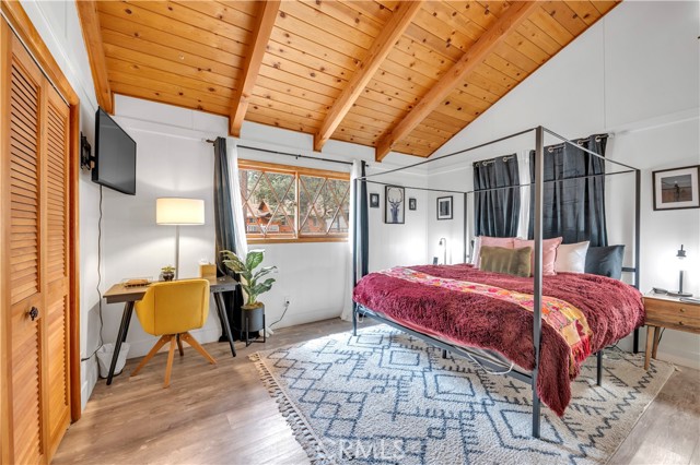 42660 La Placida, Big Bear Lake CA: https://media.crmls.org/medias/b7f642da-1f1b-4ed4-9060-e692dbe0ca43.jpg