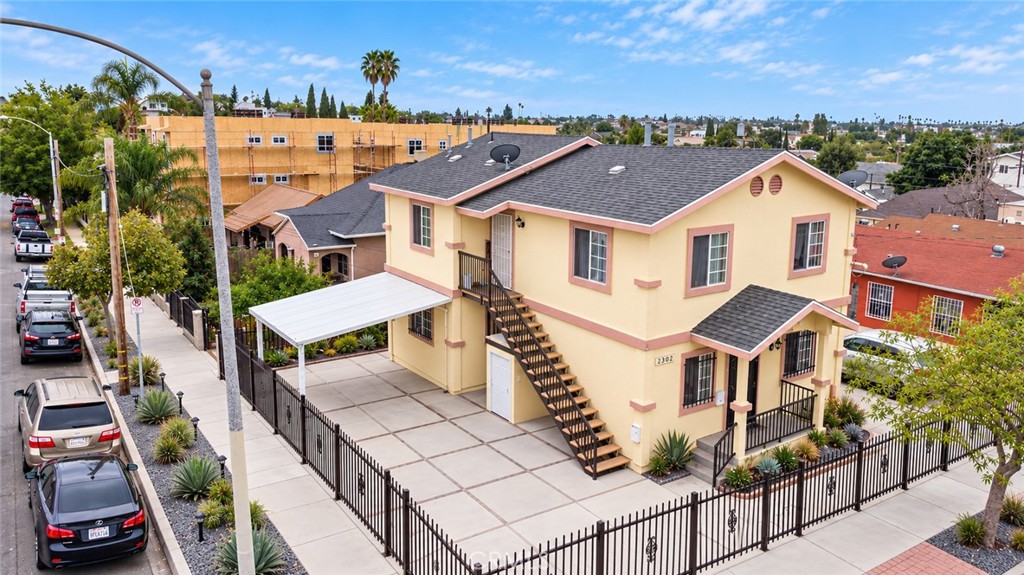Duplex at 2500 Fairmount