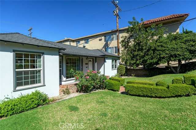 Detail Gallery Image 7 of 58 For 2111 N Verdugo, Glendale,  CA 91208 - 2 Beds | 2 Baths
