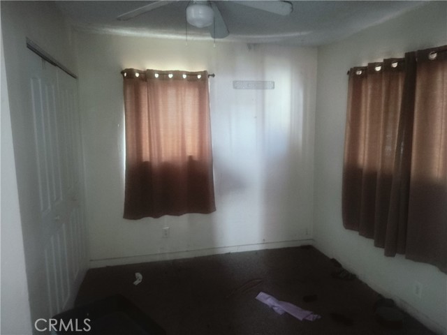 Detail Gallery Image 7 of 26 For 430 W 64th St, Los Angeles,  CA 90003 - 3 Beds | 2 Baths