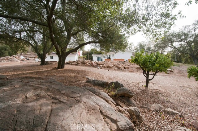 Detail Gallery Image 1 of 37 For 6472 Rainbow Heights Rd, Fallbrook,  CA 92028 - 4 Beds | 2 Baths