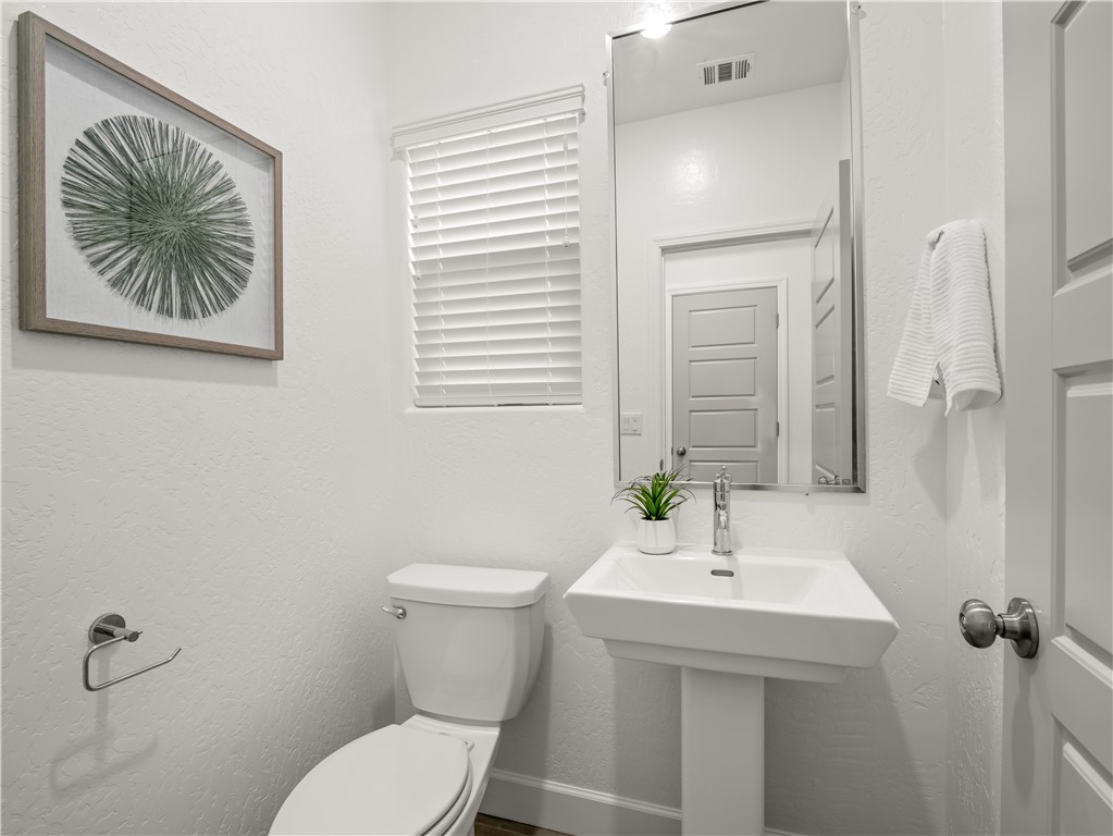 Detail Gallery Image 18 of 36 For 1865 N Phillip Ave, Clovis,  CA 93619 - 4 Beds | 2/1 Baths