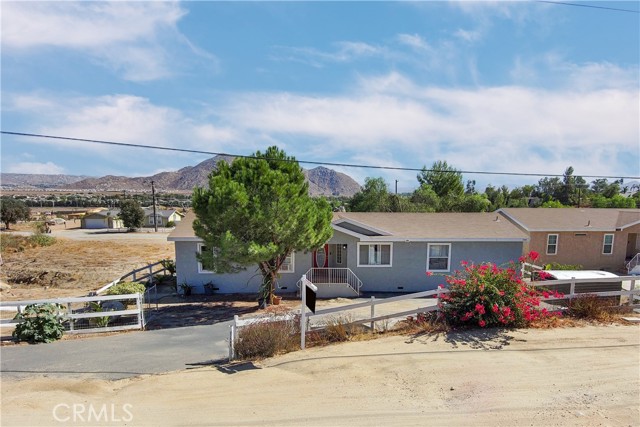 Detail Gallery Image 1 of 30 For 27580 Summit St, Menifee,  CA 92585 - 5 Beds | 3 Baths