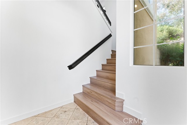 Detail Gallery Image 3 of 20 For 267 Sandcastle, Aliso Viejo,  CA 92656 - 2 Beds | 2 Baths