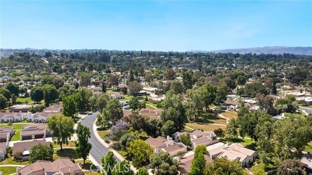1024 Ardmore Circle, Redlands CA: https://media.crmls.org/medias/b7f9e338-2662-4721-a8ef-b5af0475dbc2.jpg