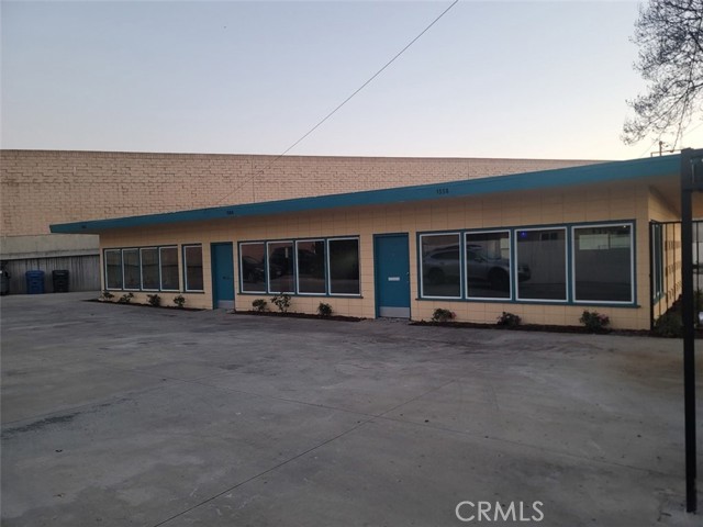 1558 N Gordon Street, Pomona, California 91768, ,Commercial Lease,For Rent,1558 N Gordon Street,CRCV25036492