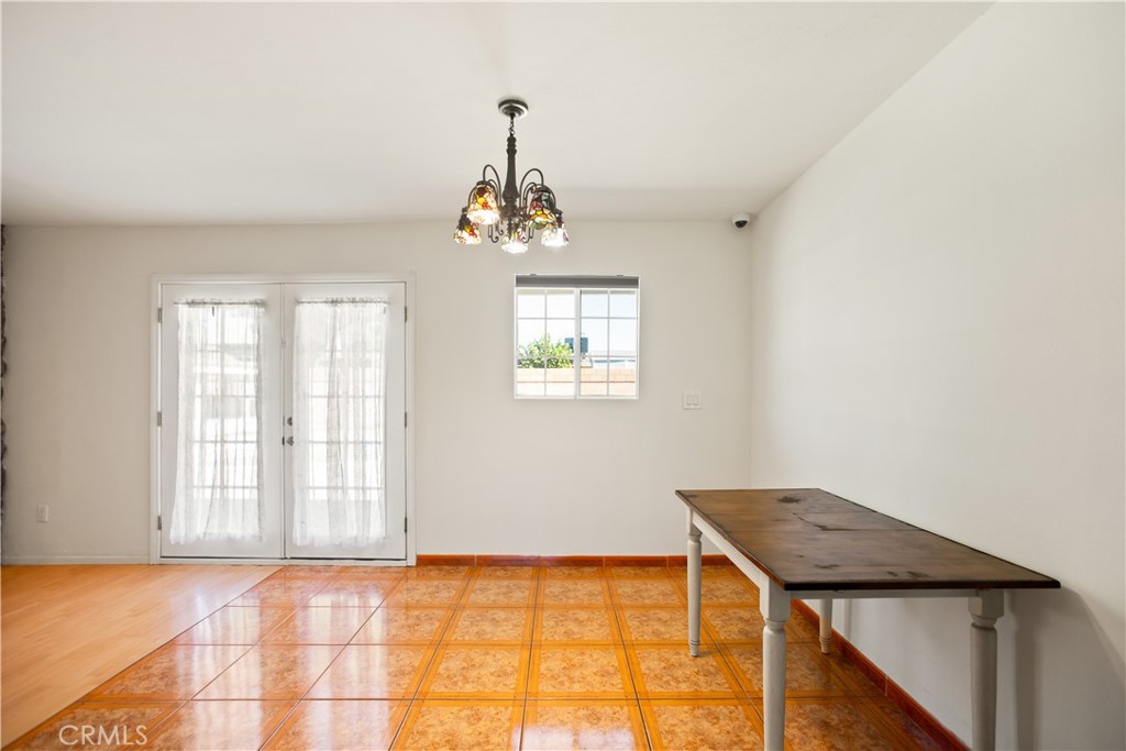 MLS #DW25252873 image #5