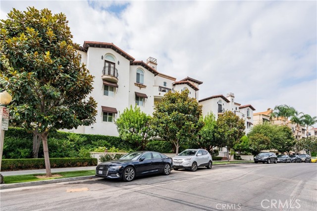 Detail Gallery Image 1 of 21 For 12020 Guerin St Ph 5,  Studio City,  CA 91604 - 2 Beds | 3 Baths