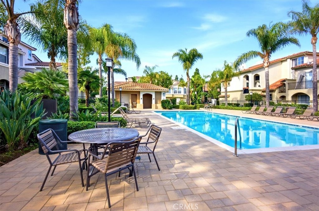 MLS #OC25258887 image #27