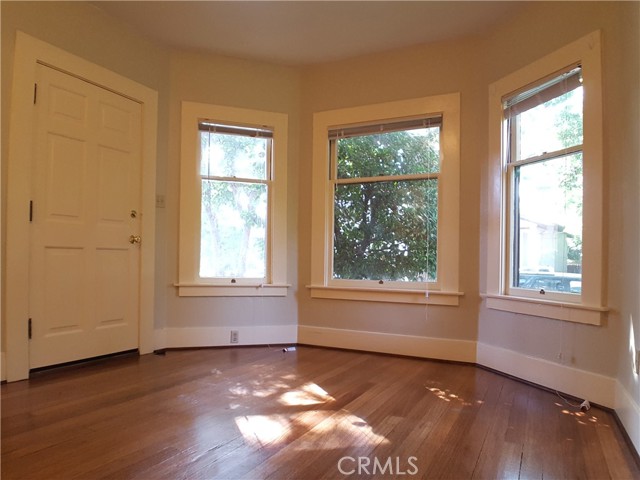 330 W 4th Street, Chico CA: https://media.crmls.org/medias/b7fc71e7-4006-458f-9218-760cf87860c3.jpg