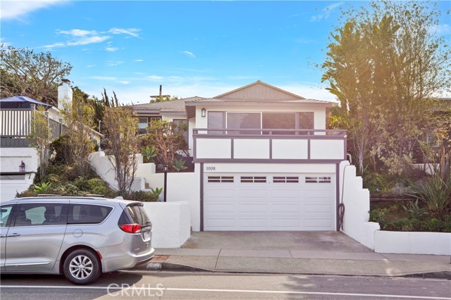 1008 Rosecrans Avenue, Manhattan Beach, California 90266, 3 Bedrooms Bedrooms, ,2 BathroomsBathrooms,Residential,Sold,Rosecrans,SB22246426