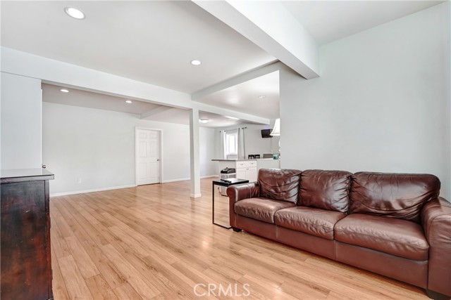 Detail Gallery Image 8 of 35 For 5025 4th Ave, Leimert Park,  CA 90043 - – Beds | – Baths