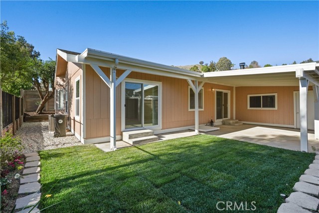 Detail Gallery Image 31 of 35 For 20240 Shadow Island Dr, Canyon Country,  CA 91351 - 3 Beds | 2 Baths