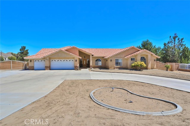 18715 Munsee Rd, Apple Valley, CA 92307