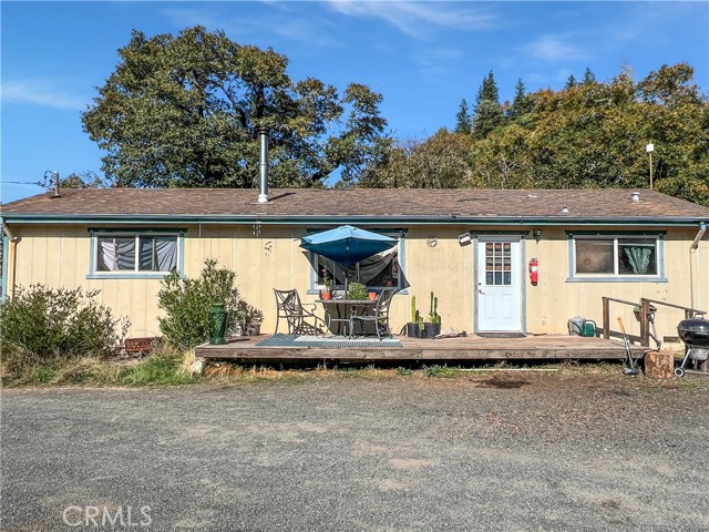 Detail Gallery Image 2 of 11 For 8600 Cave Creek, Redwood Valley,  CA 95470 - 3 Beds | 2 Baths