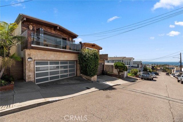 1214 1st Place, Hermosa Beach, California 90254, 3 Bedrooms Bedrooms, ,1 BathroomBathrooms,Residential,Sold,1st,SB22050988