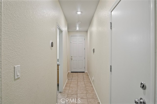 Detail Gallery Image 5 of 29 For 538 Mikey Pl, Manteca,  CA 95336 - 3 Beds | 2/1 Baths