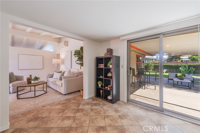 Detail Gallery Image 8 of 47 For 934 N Maple, Anaheim,  CA 92801 - 3 Beds | 1/1 Baths