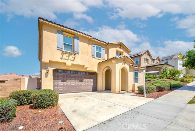 24679 Acadia Drive, Corona CA: https://media.crmls.org/medias/b80479fd-5d2d-4e8d-9e01-63728c796a54.jpg