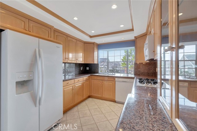 Image 15 of 54 For 2728 Hilltop Drive 62