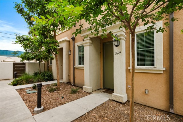 7679 Sunflower Drive, Pico Rivera CA: https://media.crmls.org/medias/b806ff99-d53d-4793-af0c-9a8ed62c63cd.jpg