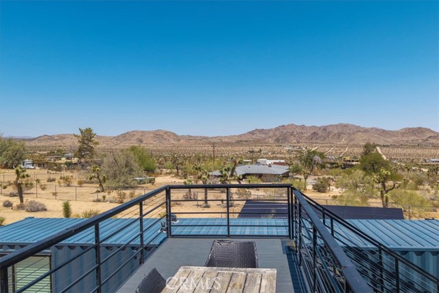 6816 Saddleback Road, Joshua Tree CA: https://media.crmls.org/medias/b8073e11-6259-49d3-9bd3-3392d729d331.jpg