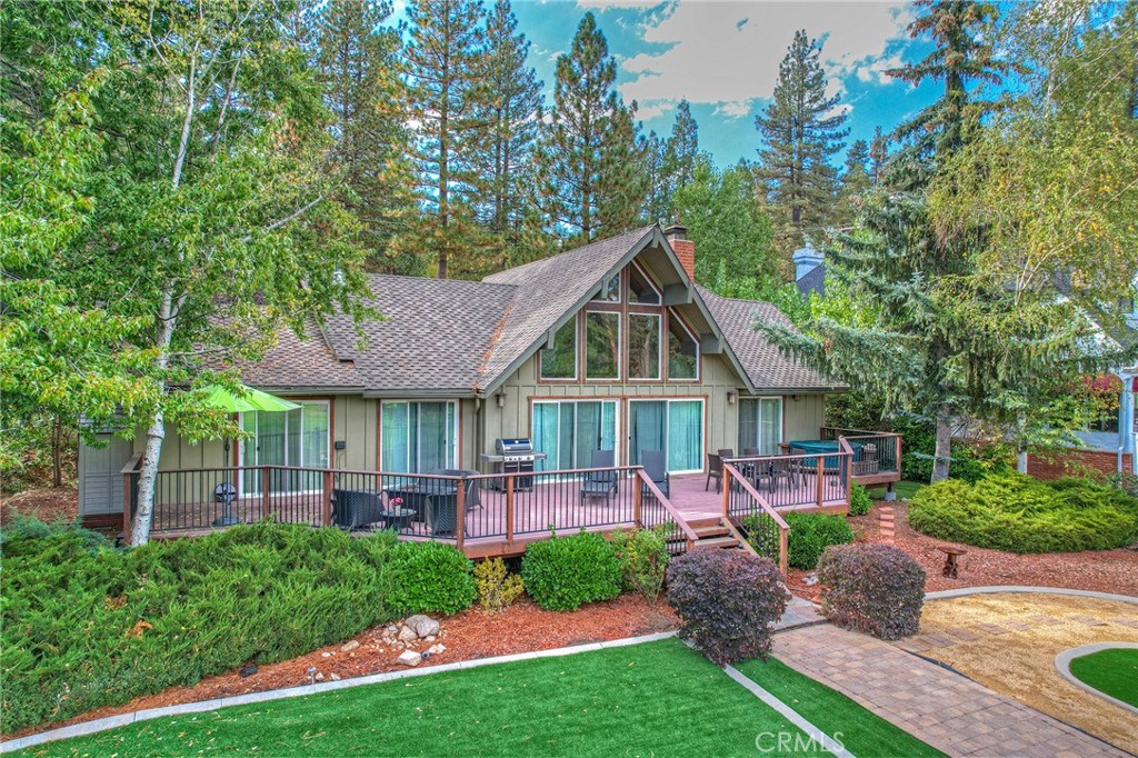495 Riviera Drive, Lake Arrowhead, CA 92352