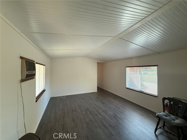 375 E State Highway 20, Upper Lake CA: https://media.crmls.org/medias/b80798e4-e85b-4a18-92f5-1f37e5360c33.jpg