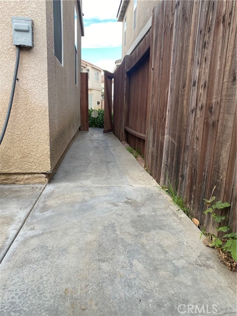 13068 Ansell Court, Garden Grove CA: https://media.crmls.org/medias/b807c6cb-1d68-4e72-9cf9-c100d90268aa.jpg