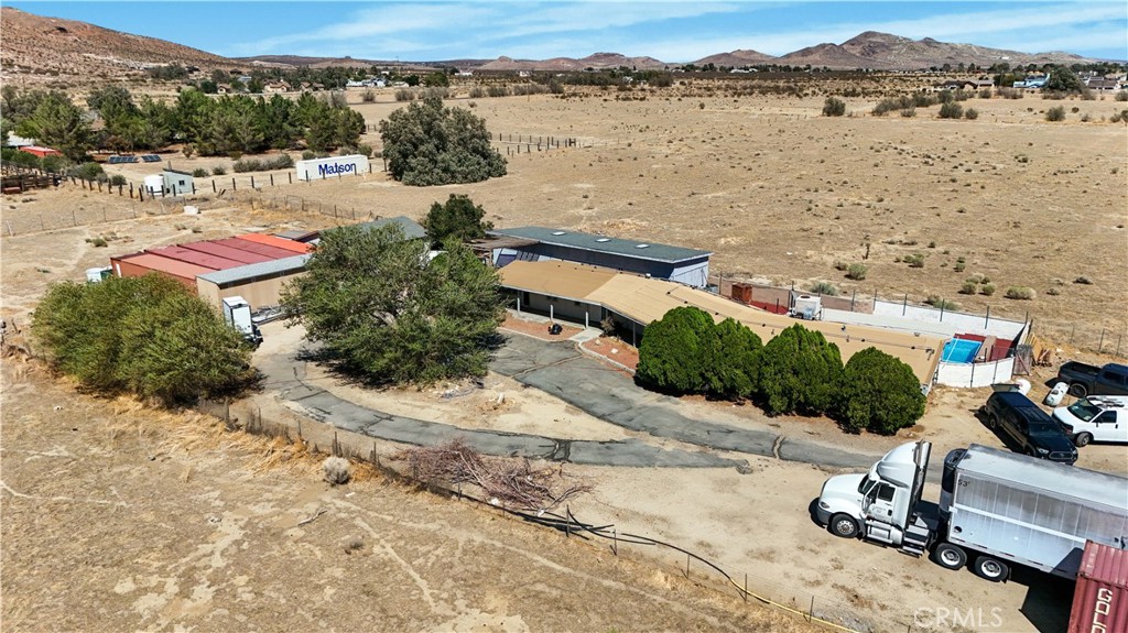 5767 W Rosamond Boulevard