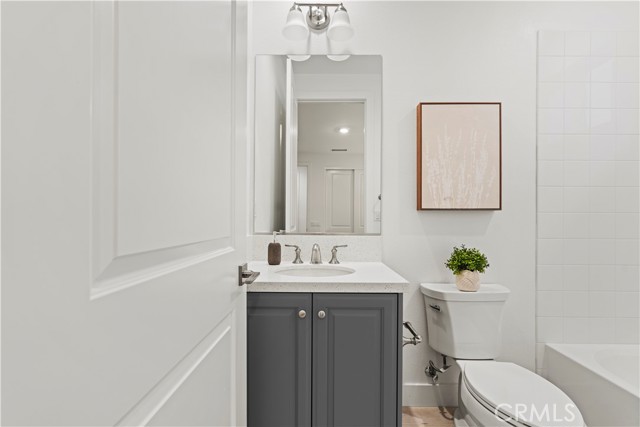 Detail Gallery Image 26 of 53 For 20526 W Deer Grass Ct, Porter Ranch,  CA 91326 - 5 Beds | 5/1 Baths