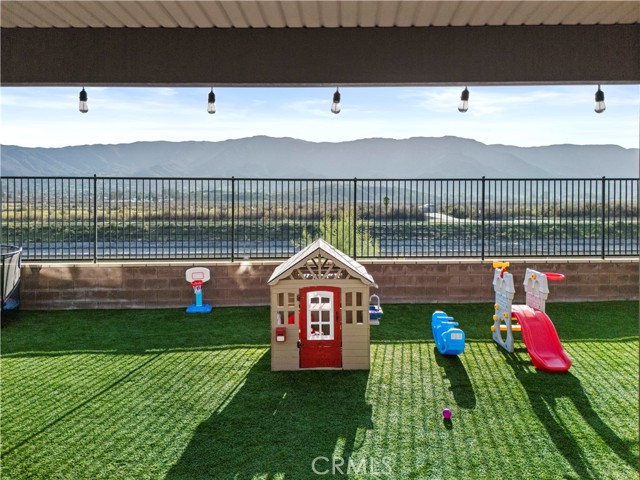 Detail Gallery Image 24 of 33 For 29109 Soraya, Lake Elsinore,  CA 92530 - 4 Beds | 3 Baths