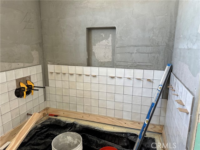 212 Marine Avenue, Manhattan Beach CA: https://media.crmls.org/medias/b808c827-8142-4d57-95d9-3a86c7547a23.jpg