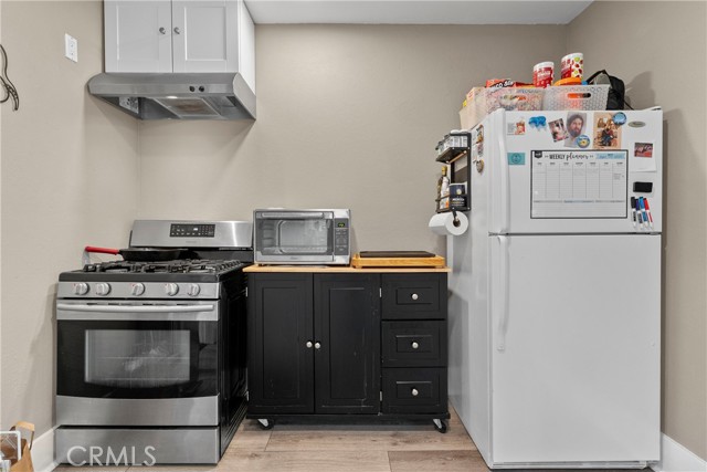 1515 S Walker Avenue, San Pedro CA: https://media.crmls.org/medias/b808d287-9e54-4fcc-bd30-ab3bf407bddf.jpg