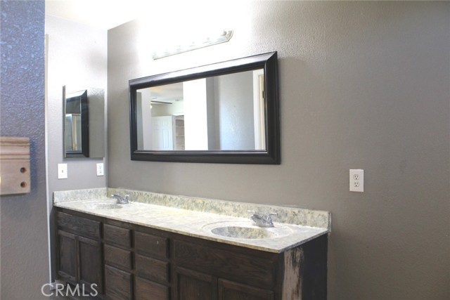 Detail Gallery Image 41 of 69 For 2553 Cinnamon Teal Dr, Los Banos,  CA 93635 - 4 Beds | 2 Baths