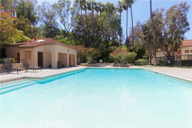45 Corsica Drive, Newport Beach CA: https://media.crmls.org/medias/b80acc81-da6a-44da-89a4-a238115b55b8.jpg