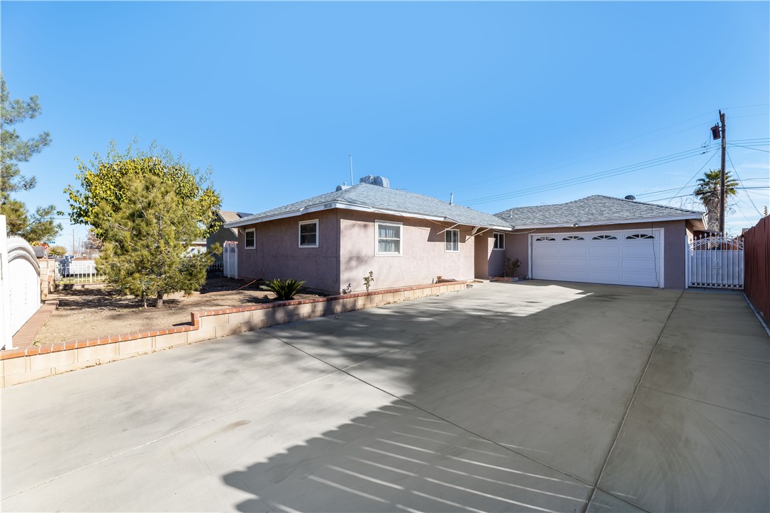 Detail Gallery Image 1 of 1 For 38550 33rd St, Palmdale,  CA 93550 - 3 Beds | 2 Baths