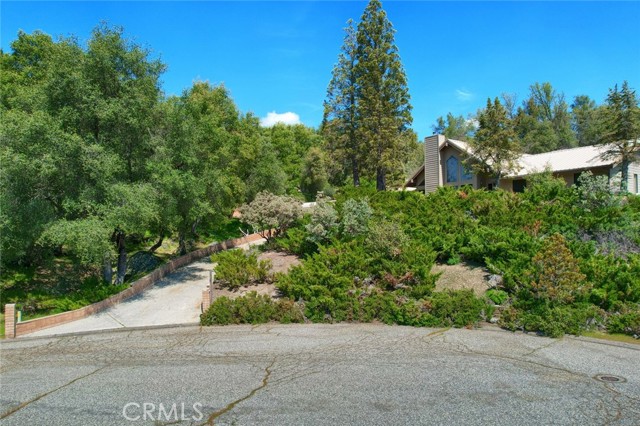 Detail Gallery Image 38 of 49 For 50705 Presidio Way, Oakhurst,  CA 93644 - 3 Beds | 2/1 Baths
