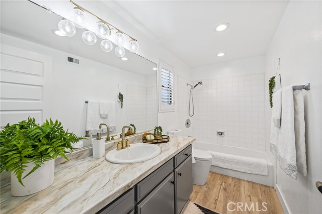 Detail Gallery Image 33 of 44 For 16415 Martin Ln #243,  Huntington Beach,  CA 92649 - 2 Beds | 2/1 Baths