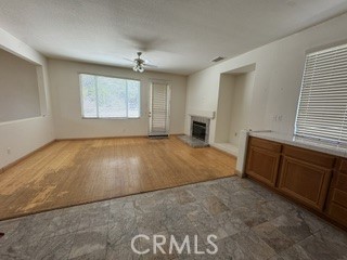 https://media.crmls.org/medias/b80bfe06-2d37-4ba5-8dee-ceaabe295370.jpg?preset=X-Large